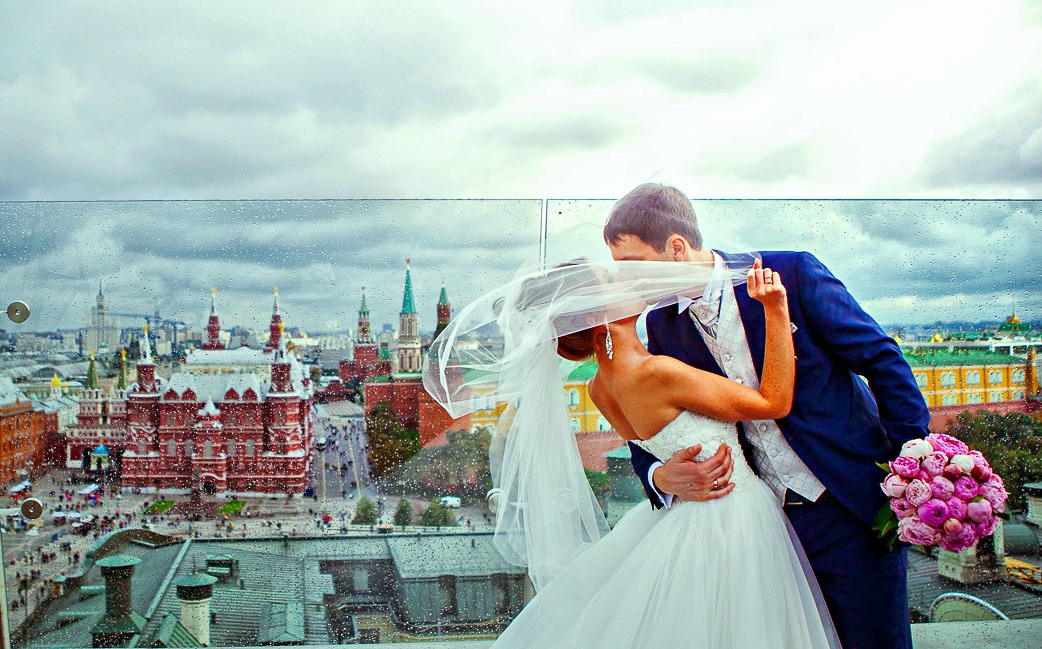 ВНЖ по браку с лицами, имеющими российское гражданство